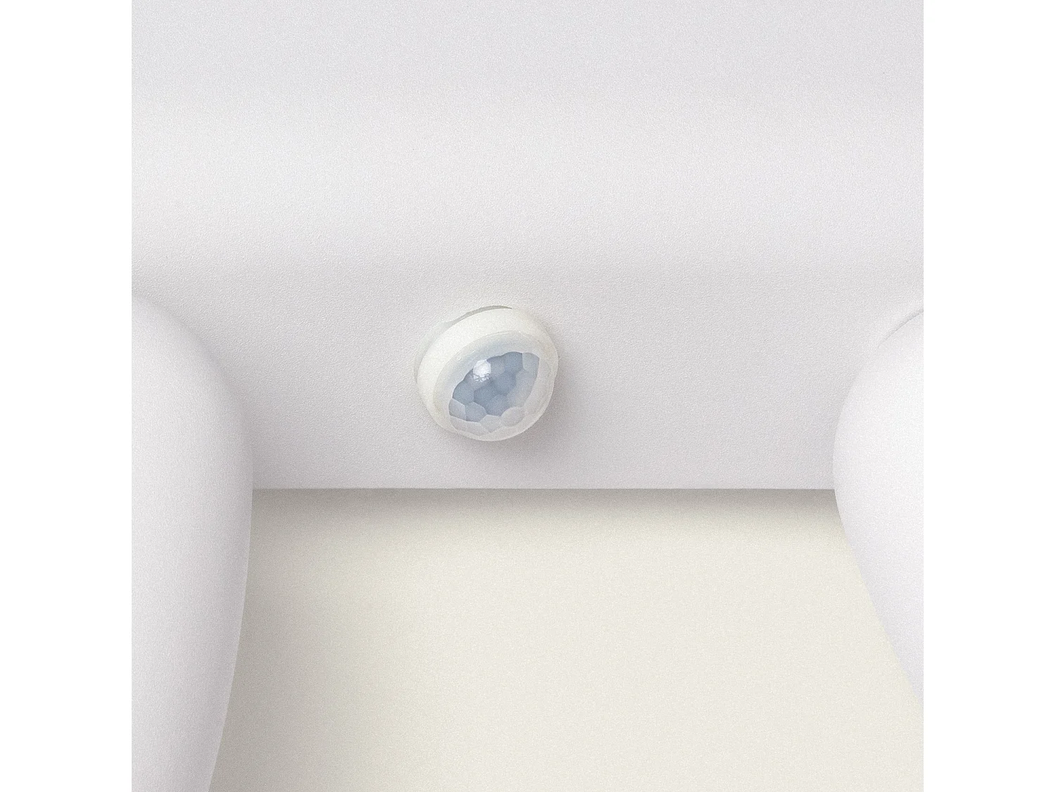 Applique Murale Extérieure LED 12W Aluminium avec Détecteur de Mouvement PIR Abel Large Deux Spots Blanc