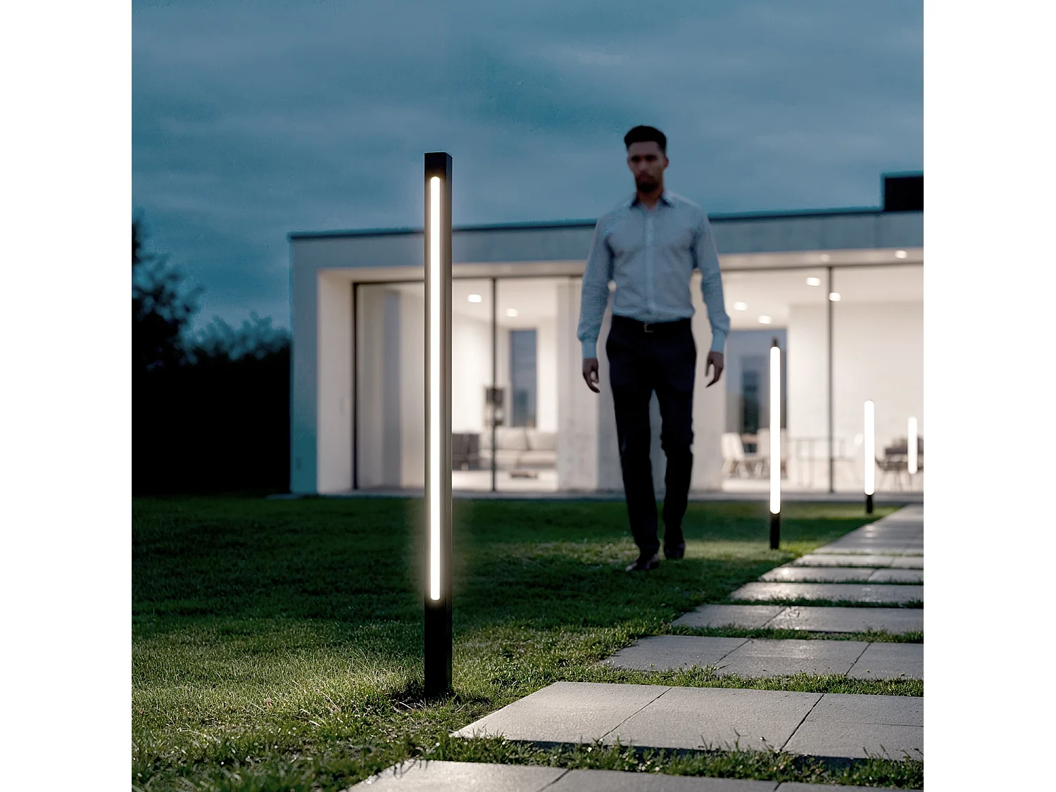 Balise Extérieur LED 12-24W 80-160 cm avec pique Calax 1000 mm