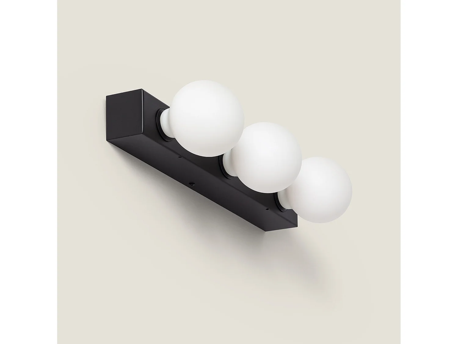 Lampe Murale Salle de Bain Métal 3 Spots Aizkra Noir