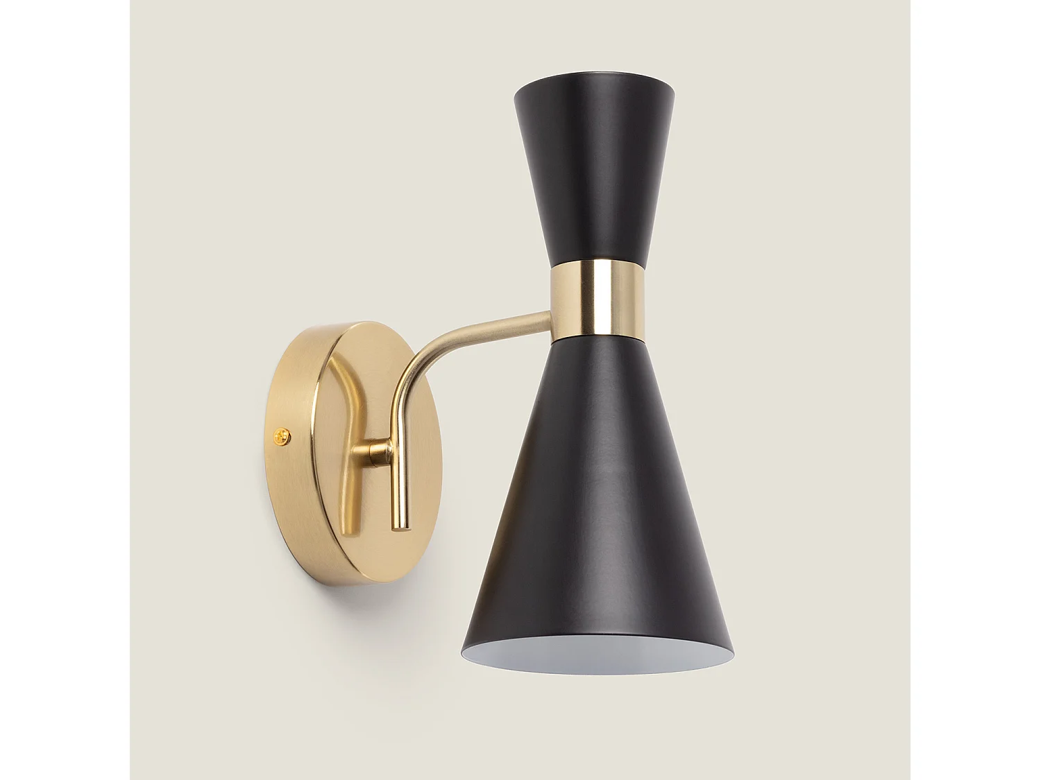Lámpara de Pared Metal Jigger Negro