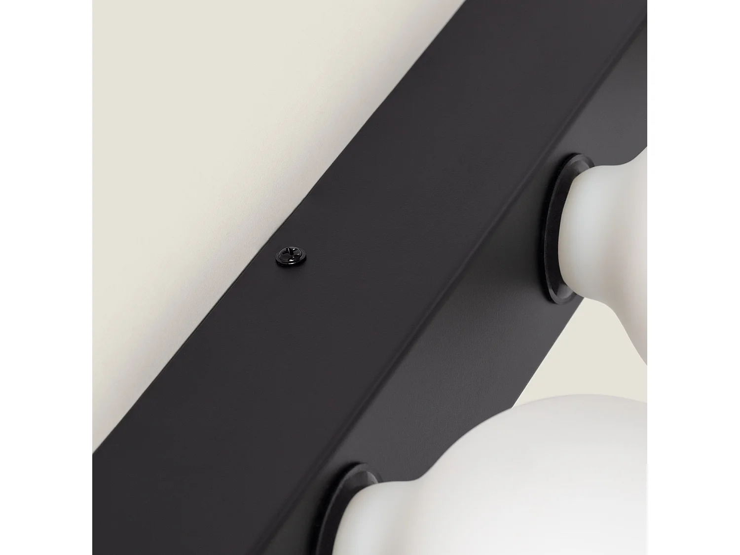 Lampada da Parete Bagno Metallo 4 Faretti Aizkra Nero