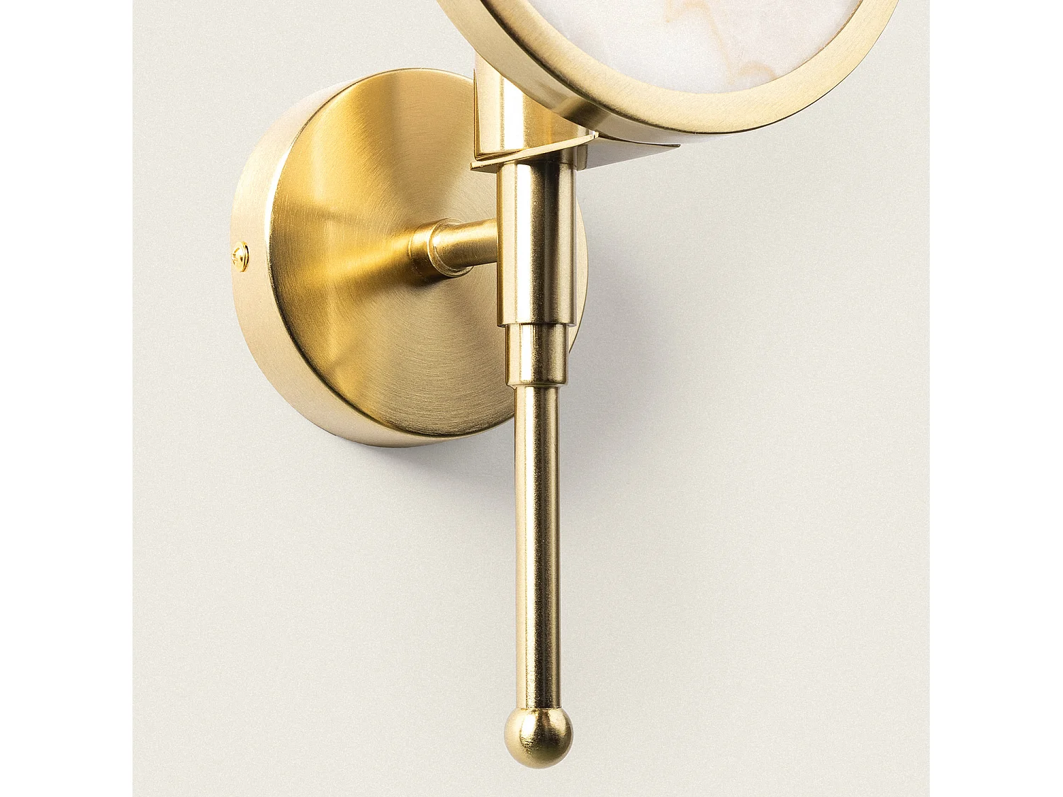 Lámpara de Pared de Metal y Cristal Frome Dorado