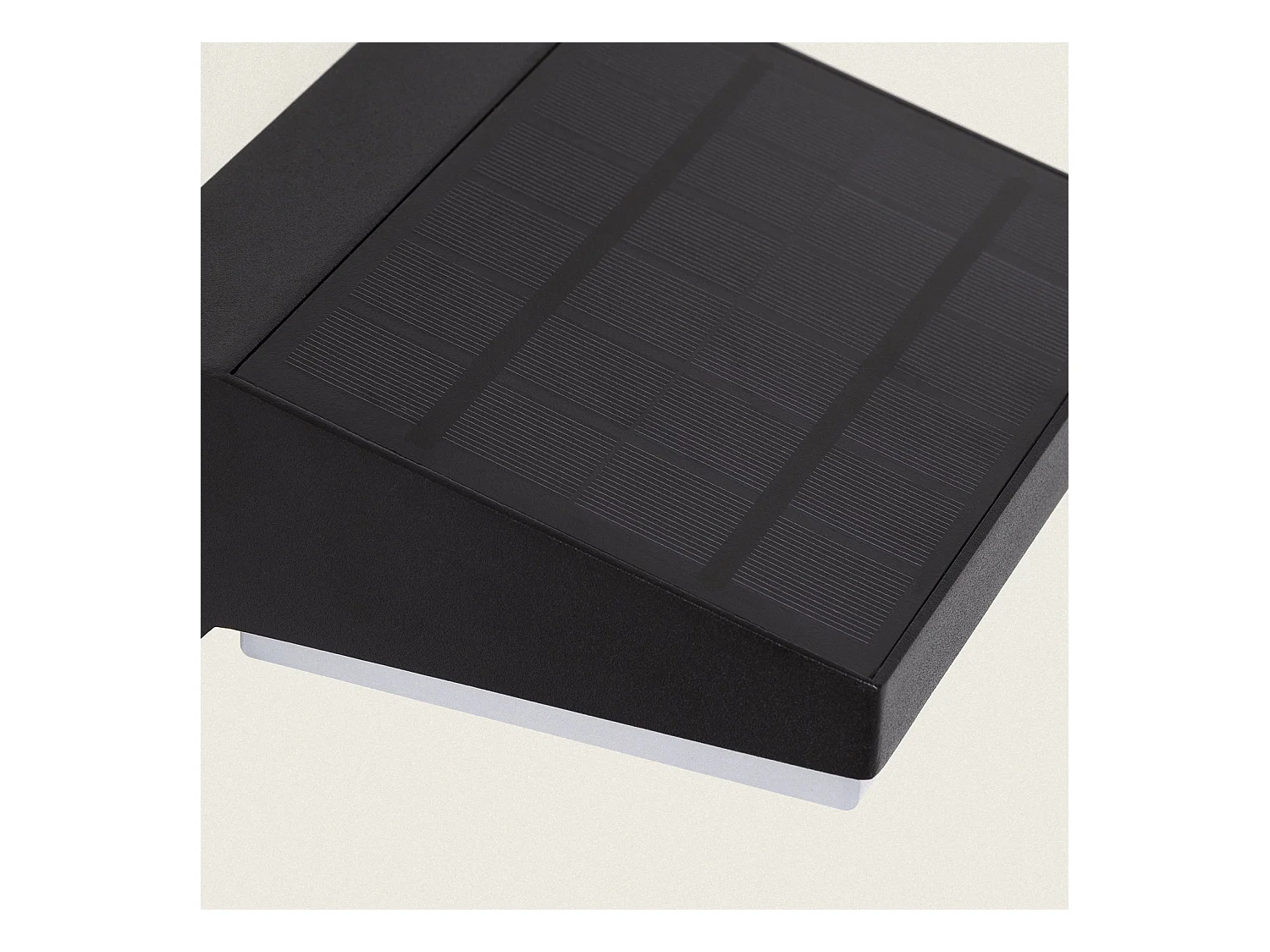 Applique da Parete per Esterni Solare LED 5W Alluminio con Sensore di Movimento Ivar Nero