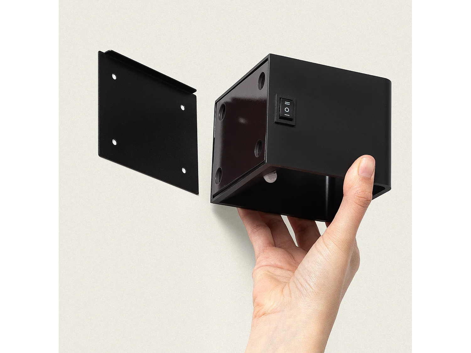 Applique Murale LED Métal avec Batterie Rechargeable USB Cinnia Noir