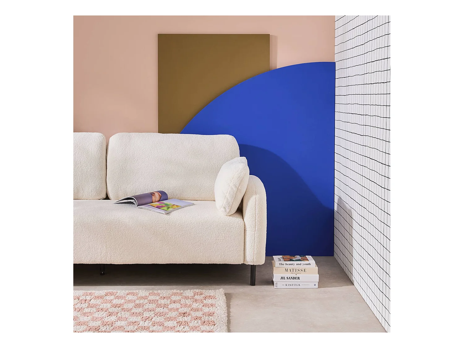 Divano 3 posti bouclé e struttura metallica, crema