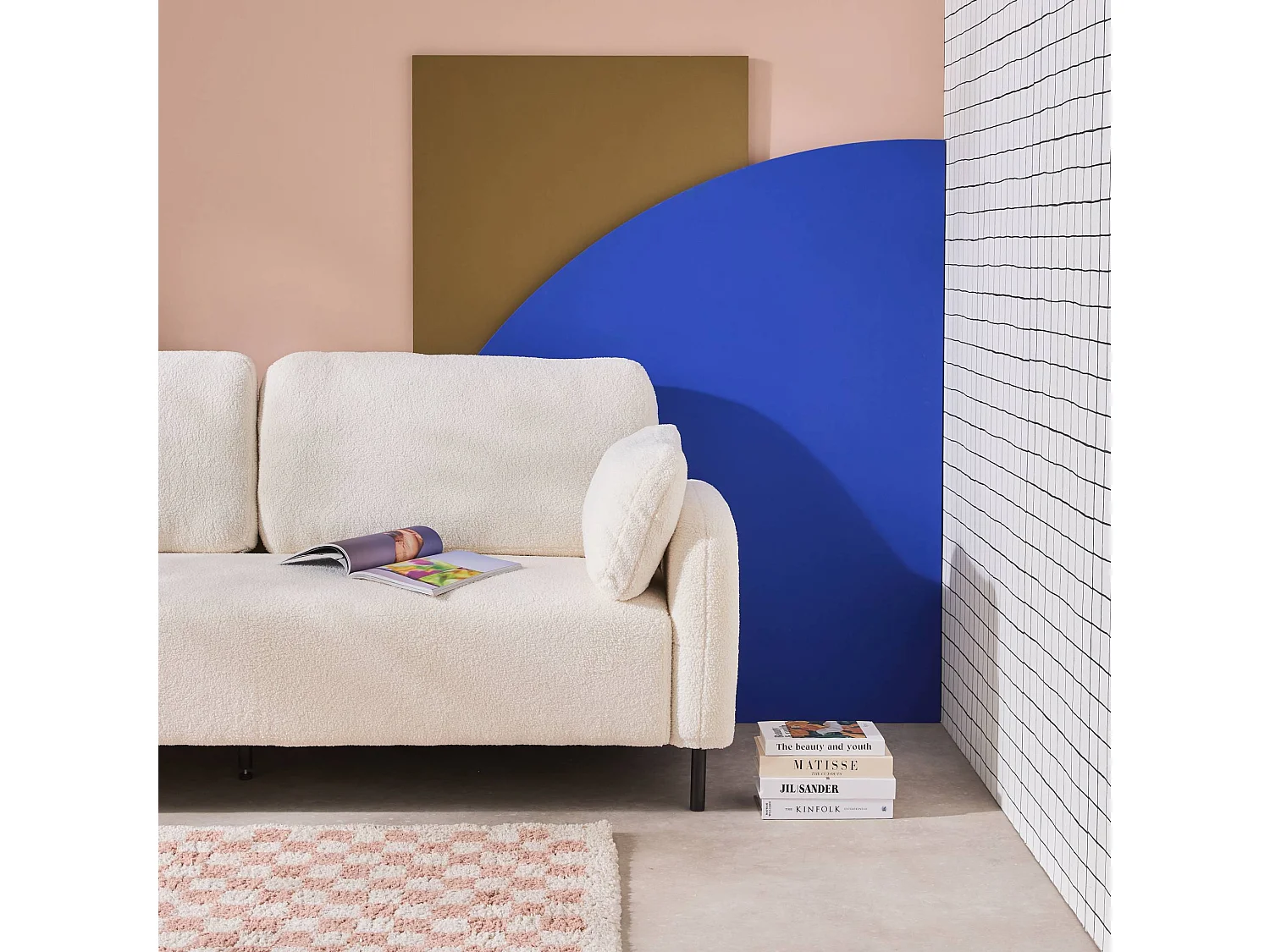 Canapé 3 places eucalyptus. bouclette crème et piétement métal Teddy