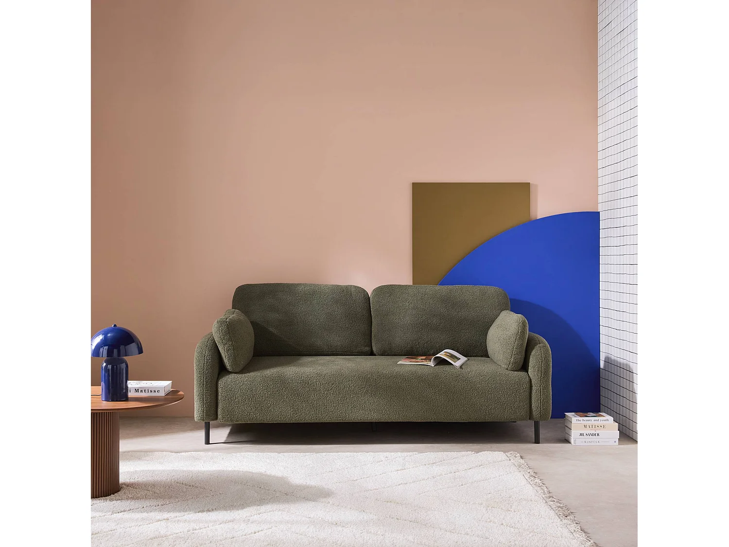 Canapé 3 places eucalyptus. bouclette kaki et piétement métal Teddy