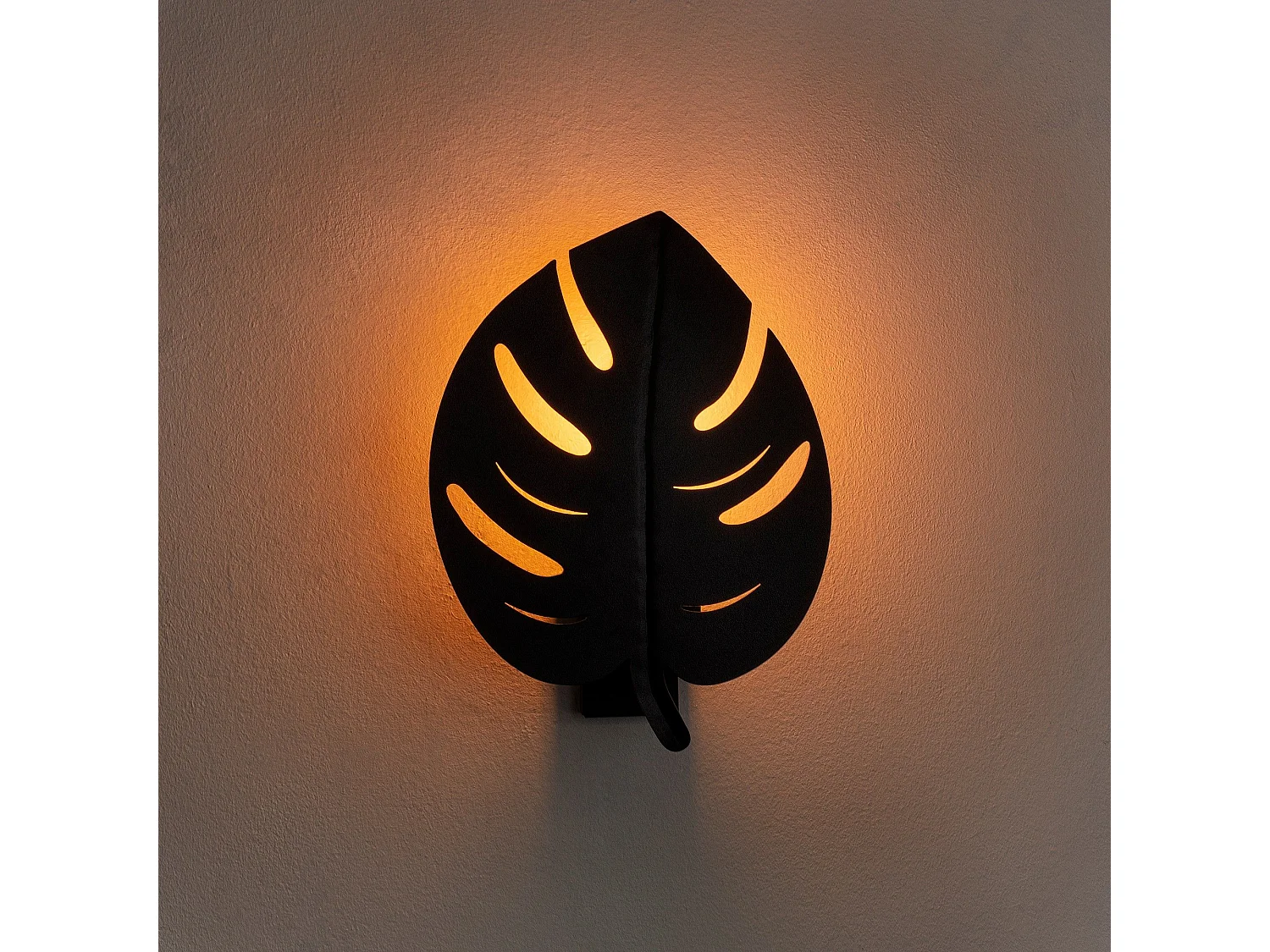 Candeeiro de Parede Noa - Design Moderno em Preto - 21x12x28 cm com Casquilho E27