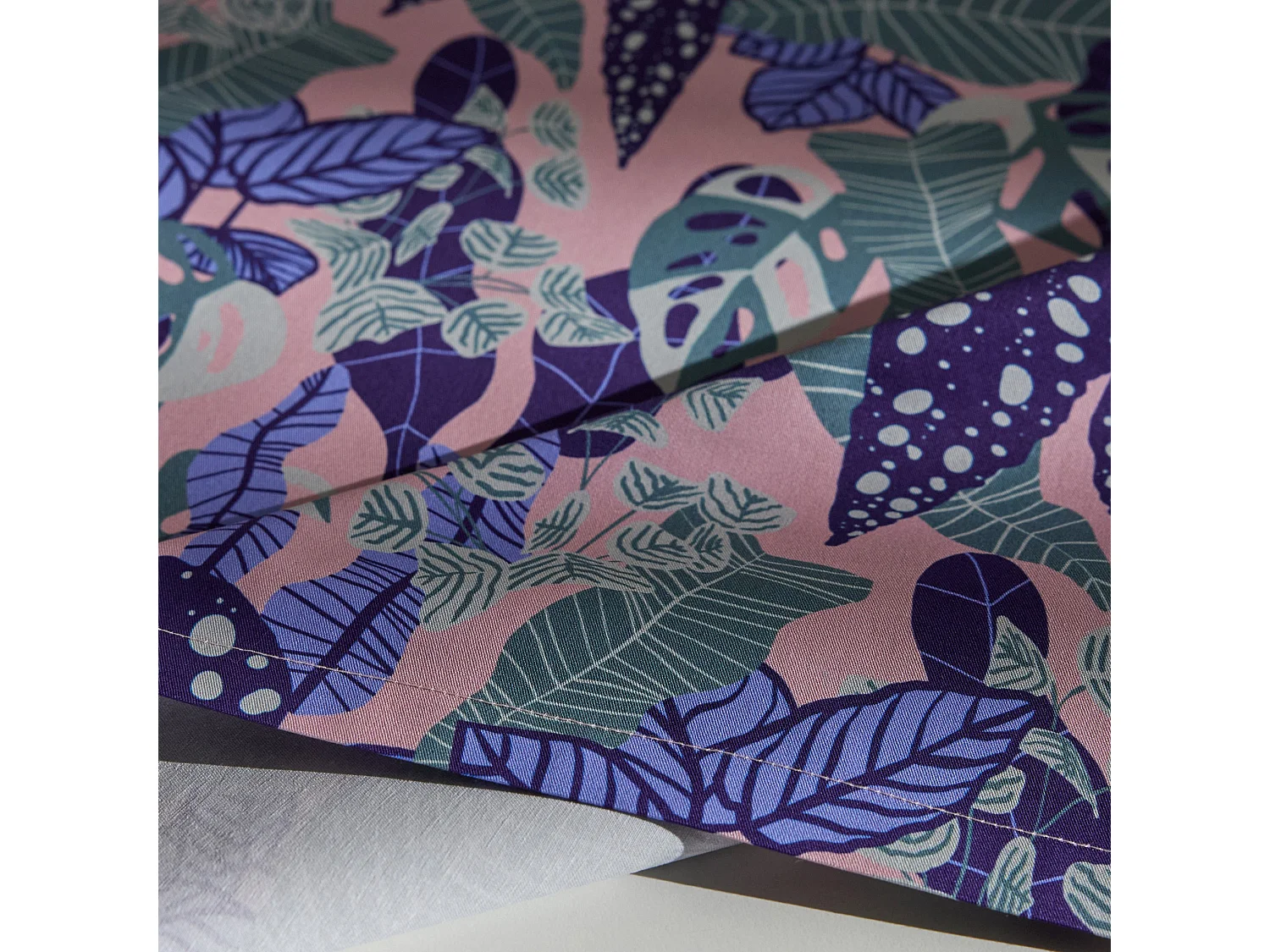 Tischläufer Hazel 40x180 Mittelviolett