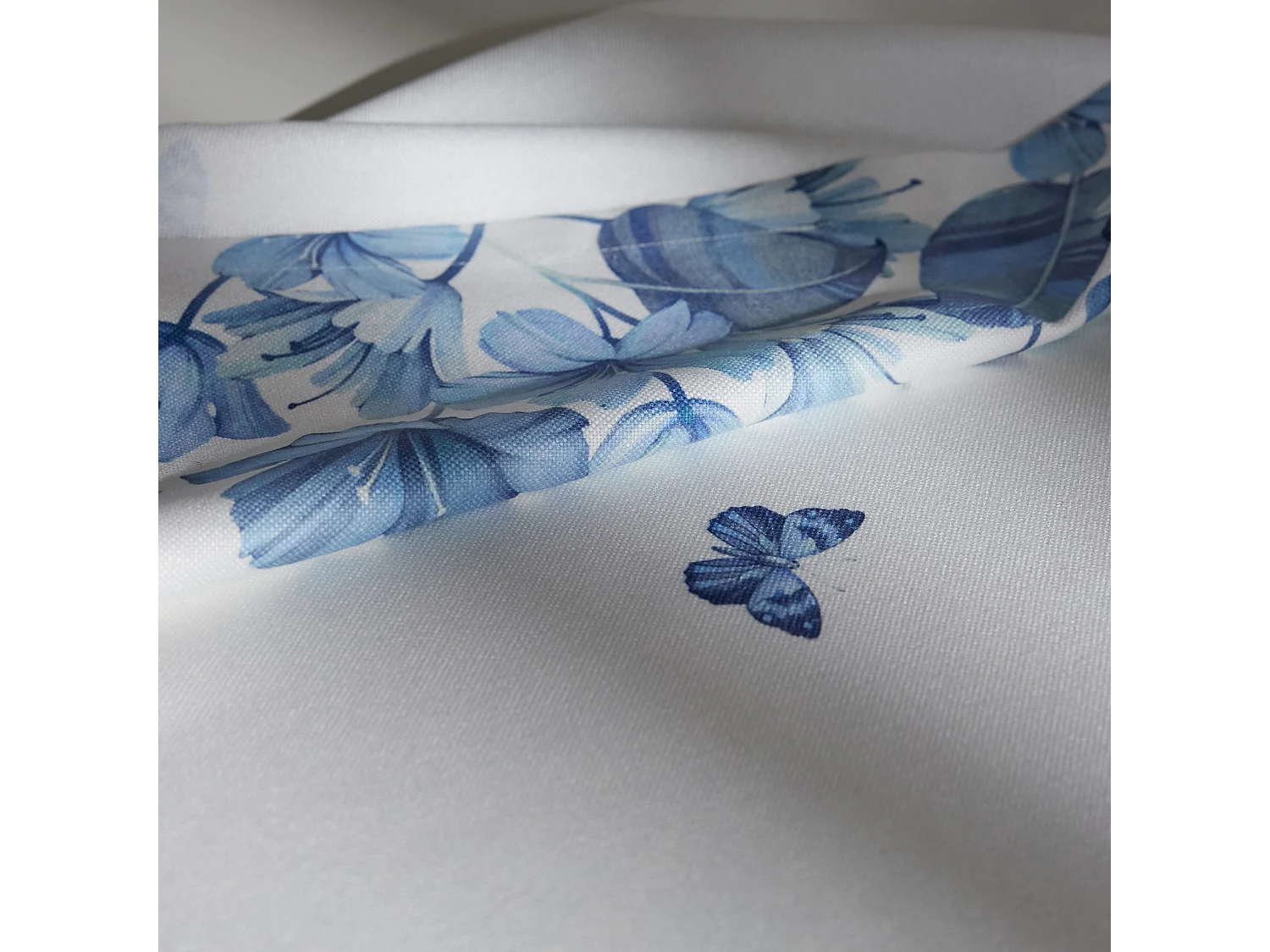 Tischdecke Delioso mittelweiß 80x80