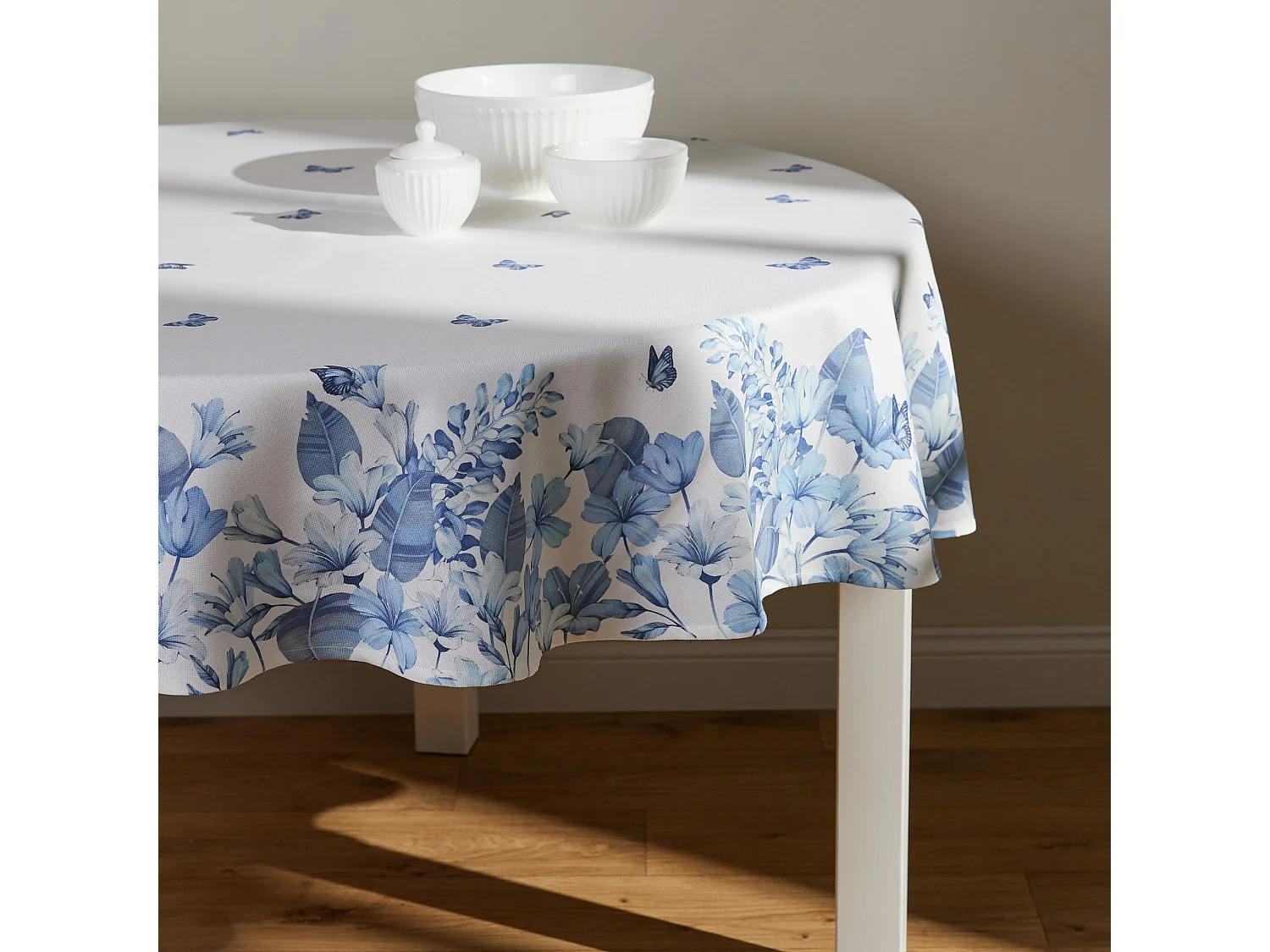 Delioso Tischdecke rund 160cm Weiß, pflegeleicht