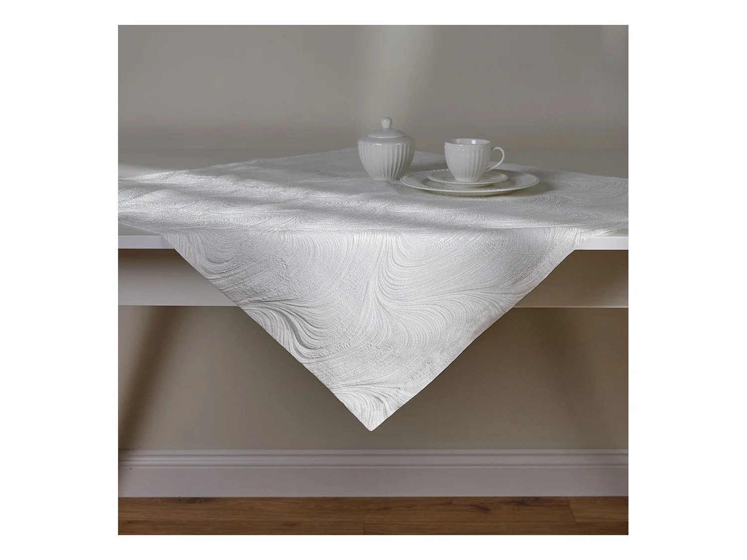 Tischdecke Floah mittelweiß 80 x 80