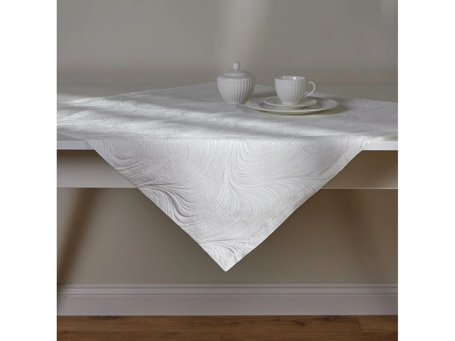 Tischdecke Floah mittelweiß 80 x 80