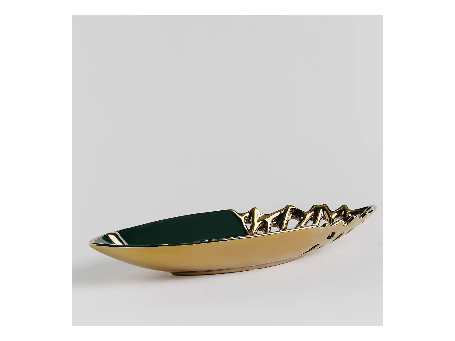 Dekoratives Oaktree Tablett aus Stahl, 16x48 cm