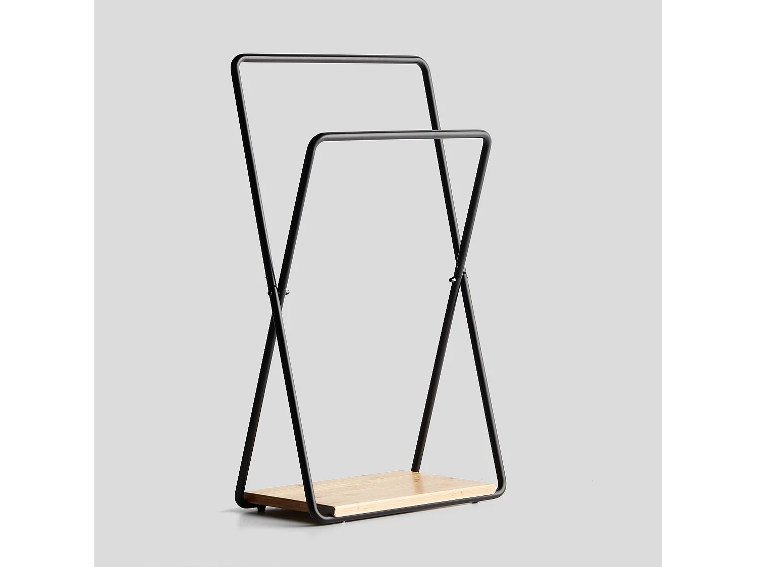 Halterung Zenos mittelschwarz 82x50x24.5