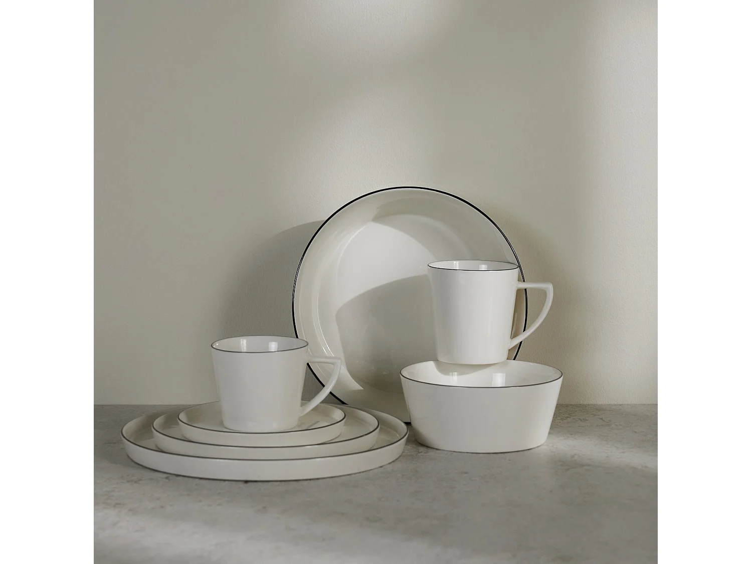 Assiette Plate Rimo noir moyen 2 x 26