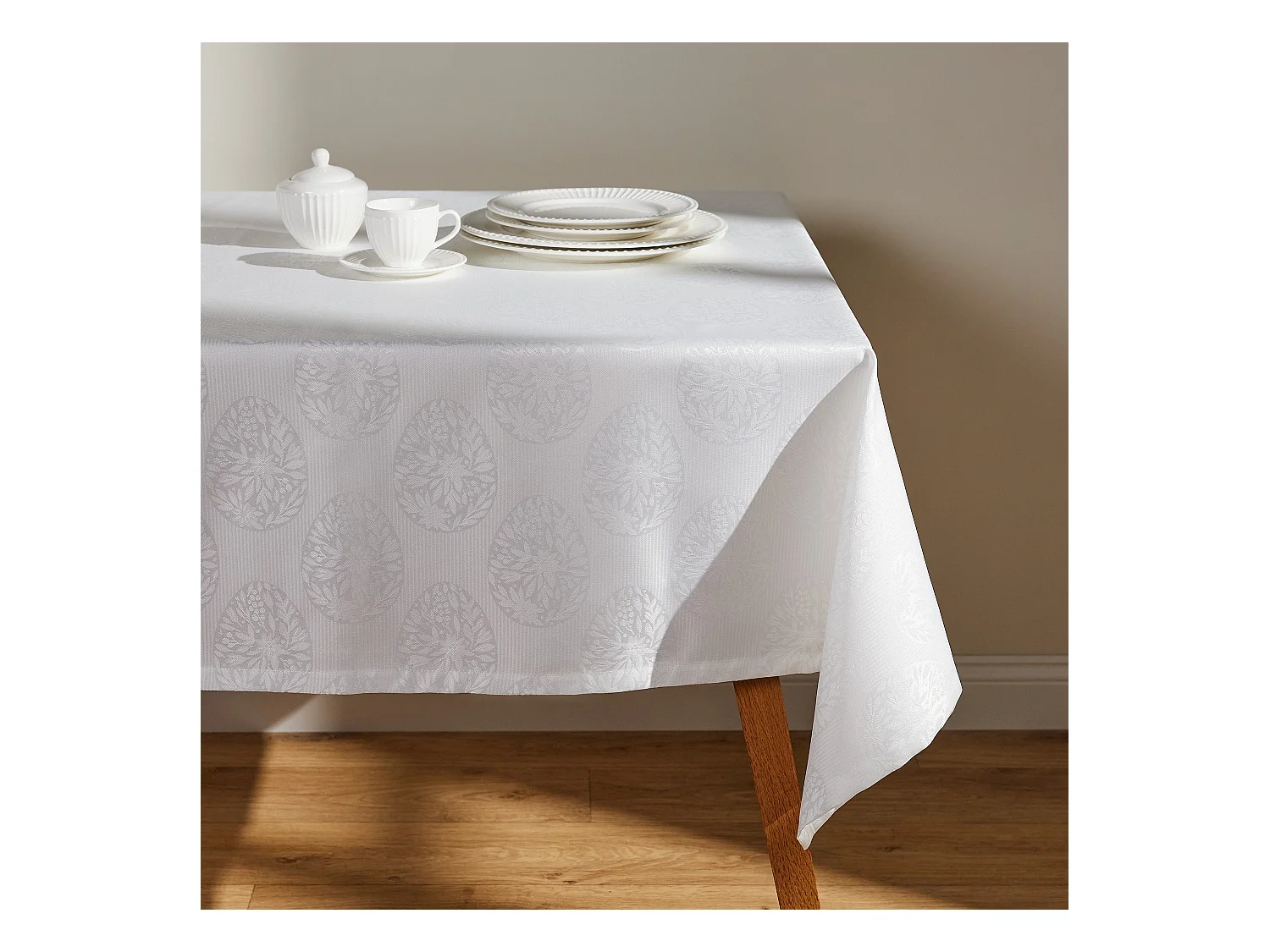 Nappe Jacquard Lumic Blanc Moyen 130 x 180