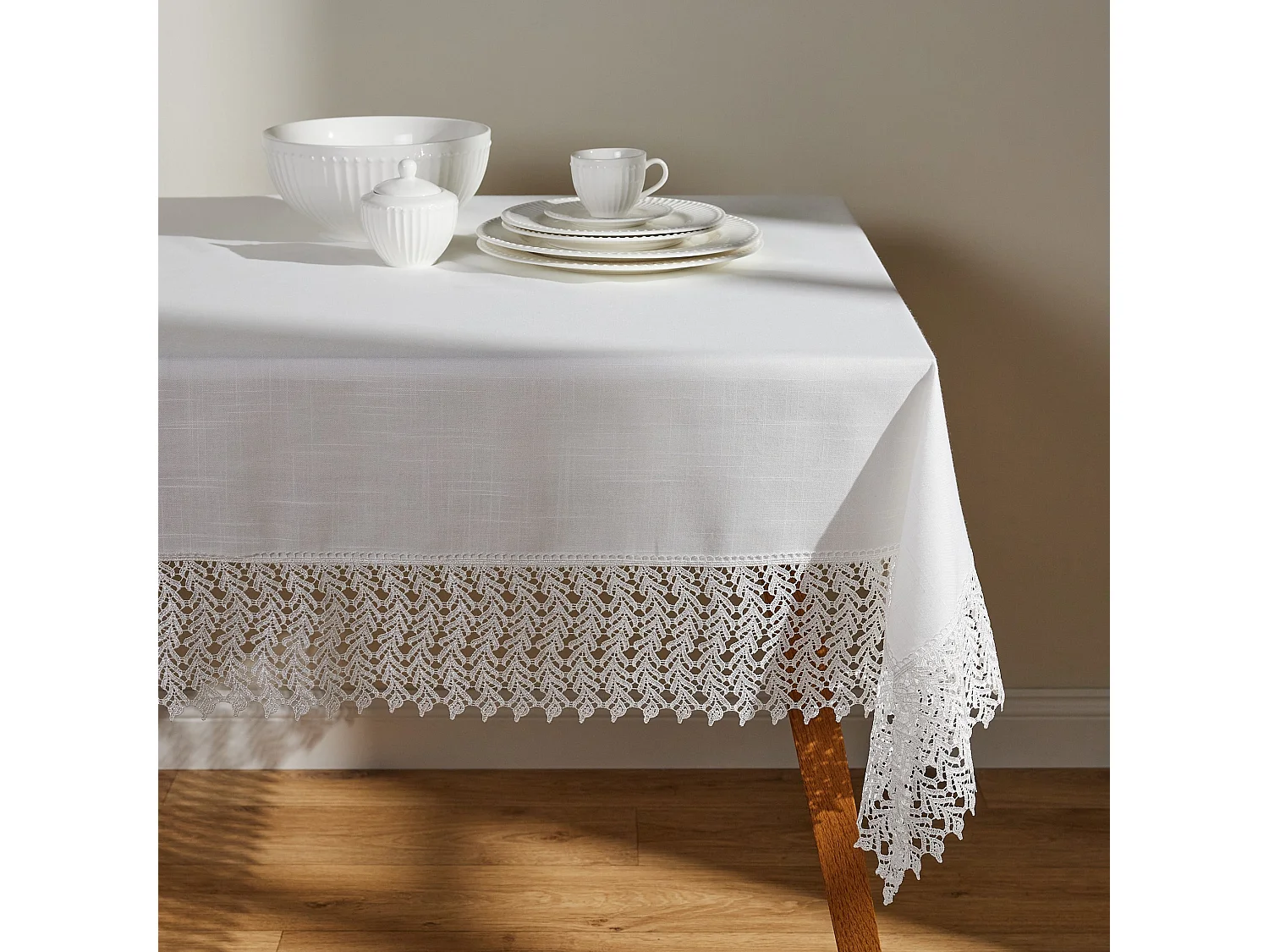 Nappe Décorative Bernadette Polyester Blanc 150x220 cm