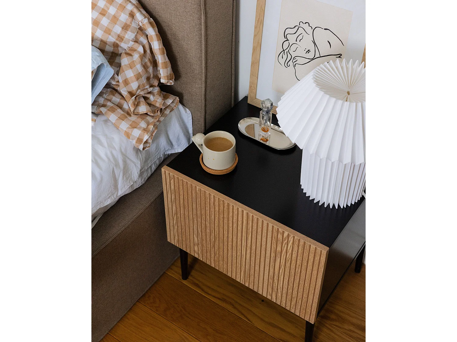 Table de chevet BLYTHE Frêne naturel Noir
