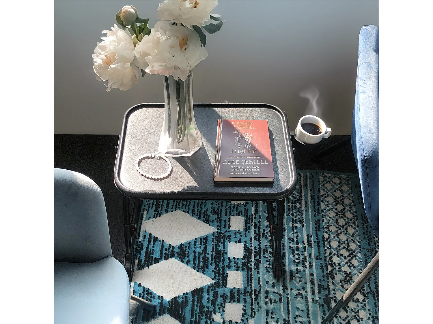 Urban Meuble Table de Maquillage Pliante Noire, Table de Chevet, Design Moderne, Métal Léger, Polyvalente et Gain de Place