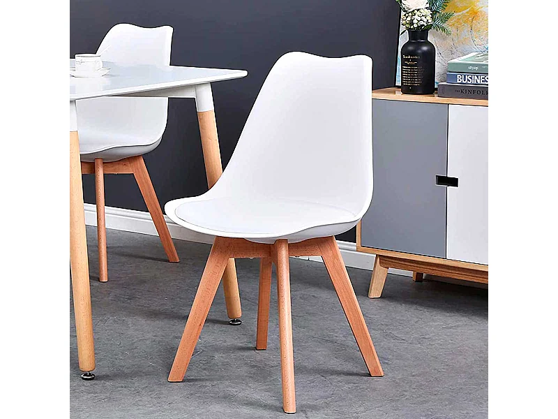 Silla Fina estilo nórdico patas de madera 83x45x48 cm