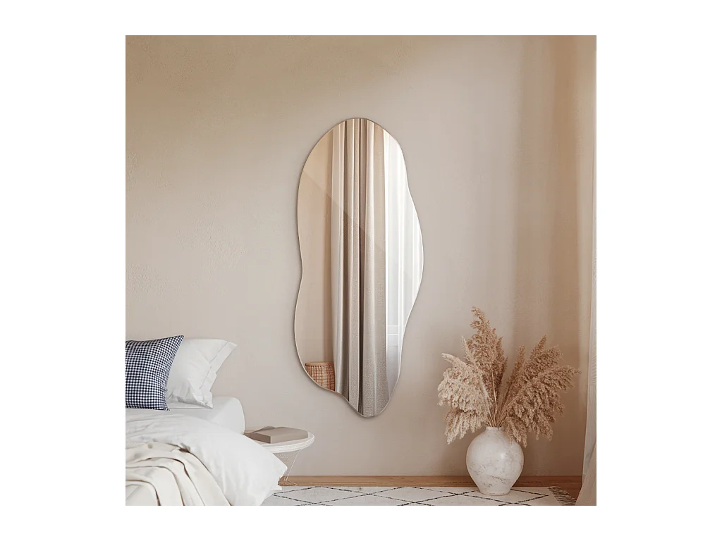 Unregelmäßiger Wandspiegel im organischen Stil 45x100 cm – Eleganz für jedes Zuhause