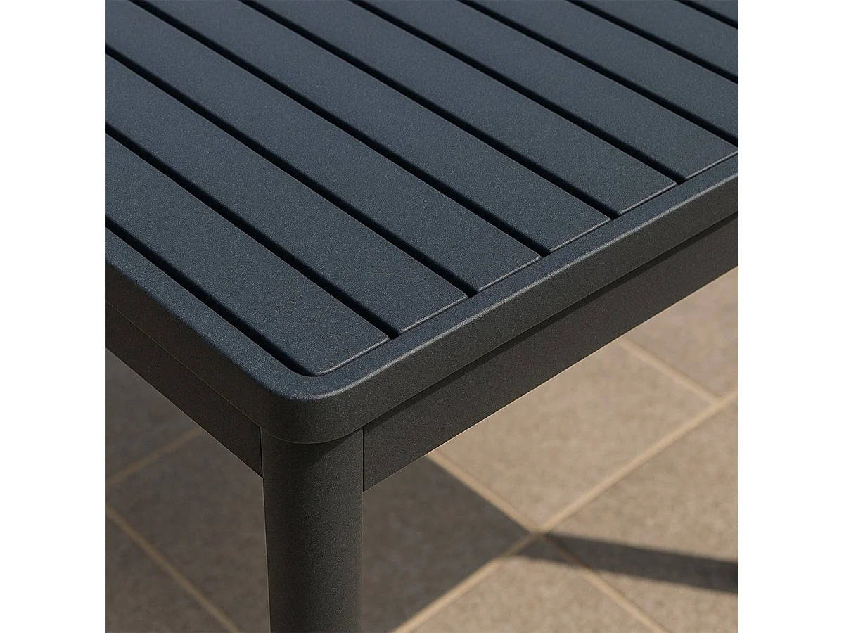 Table de jardin en aluminium gris foncé Kaïa