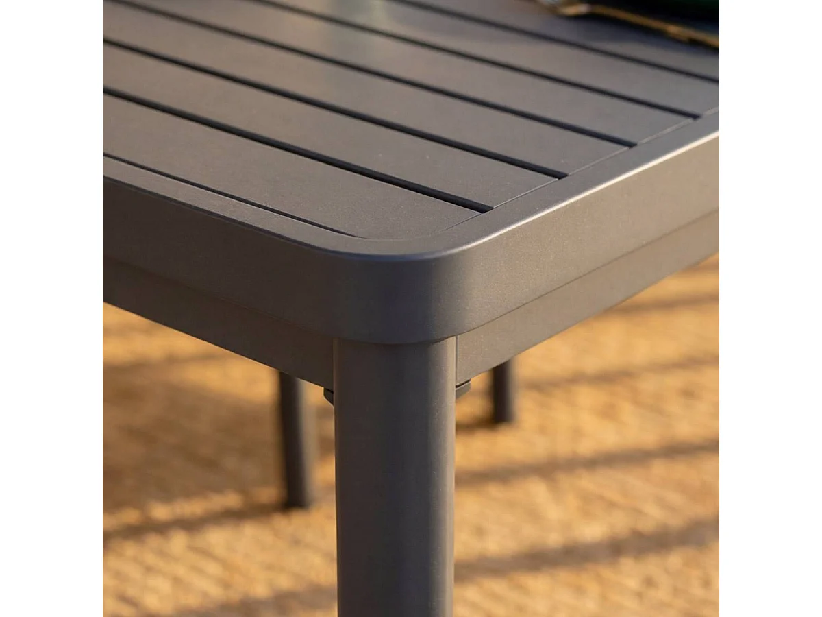 Table de jardin en aluminium gris foncé Kaïa