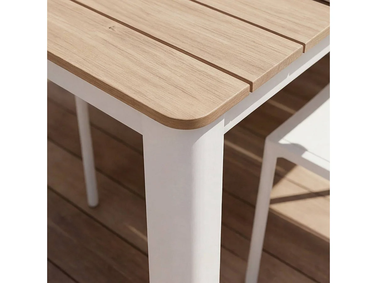 Table de jardin en aluminium blanc et effet bois Ayden