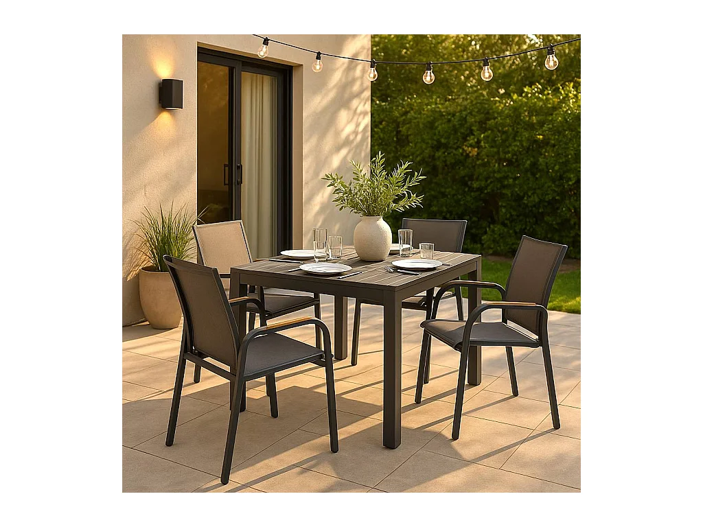 Table de jardin carrée en aluminium gris Kaïa