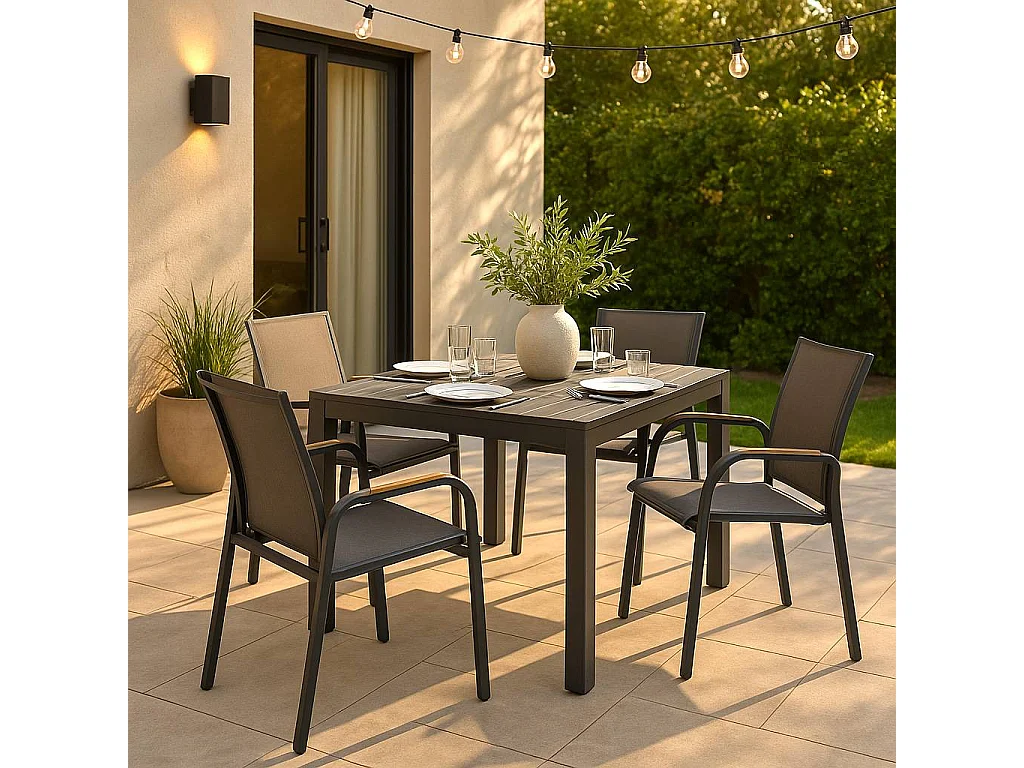 Table de jardin carrée en aluminium gris Kaïa