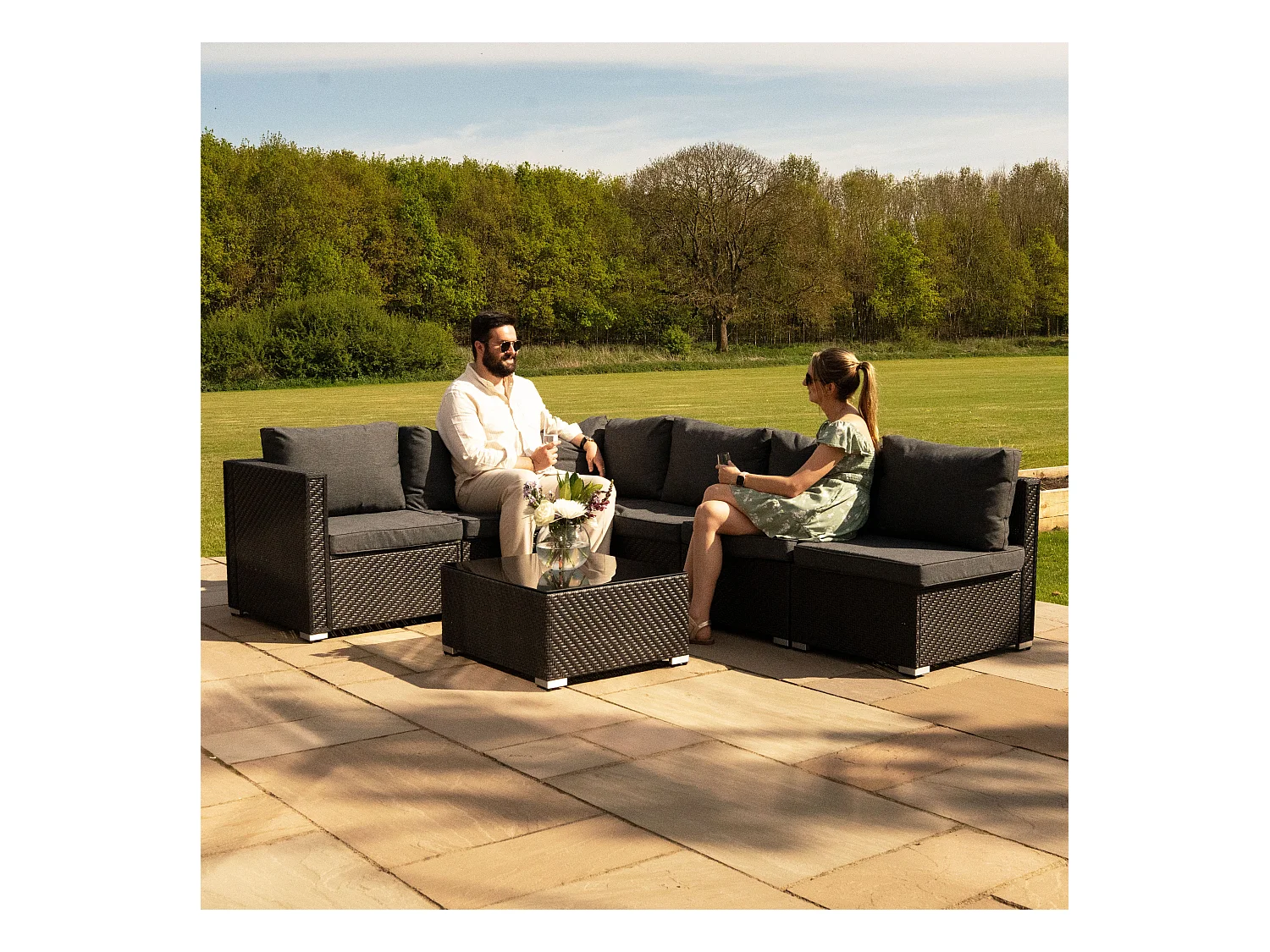 Salon de Jardin Modulaire en Rotin Noir 7 Pièces & Coffre de Rangement 700 L