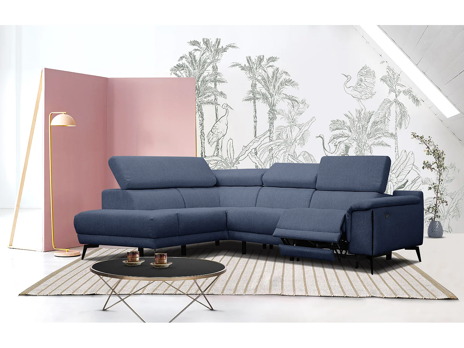 Canapé d'angle gauche 4 places avec un relax électrique tissu bleu foncé - Matera