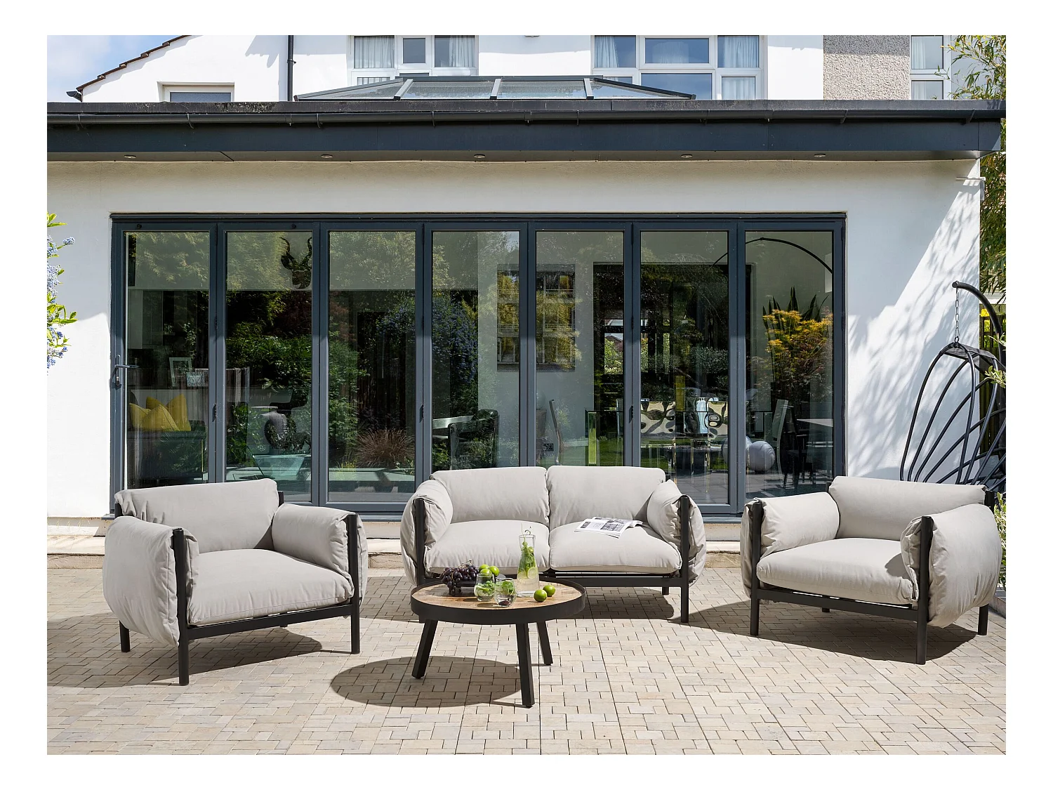 Lounge Set 3-teilig Aluminium schwarz / grau 2-Sitzer Sofa & 2 Sessel Esperia