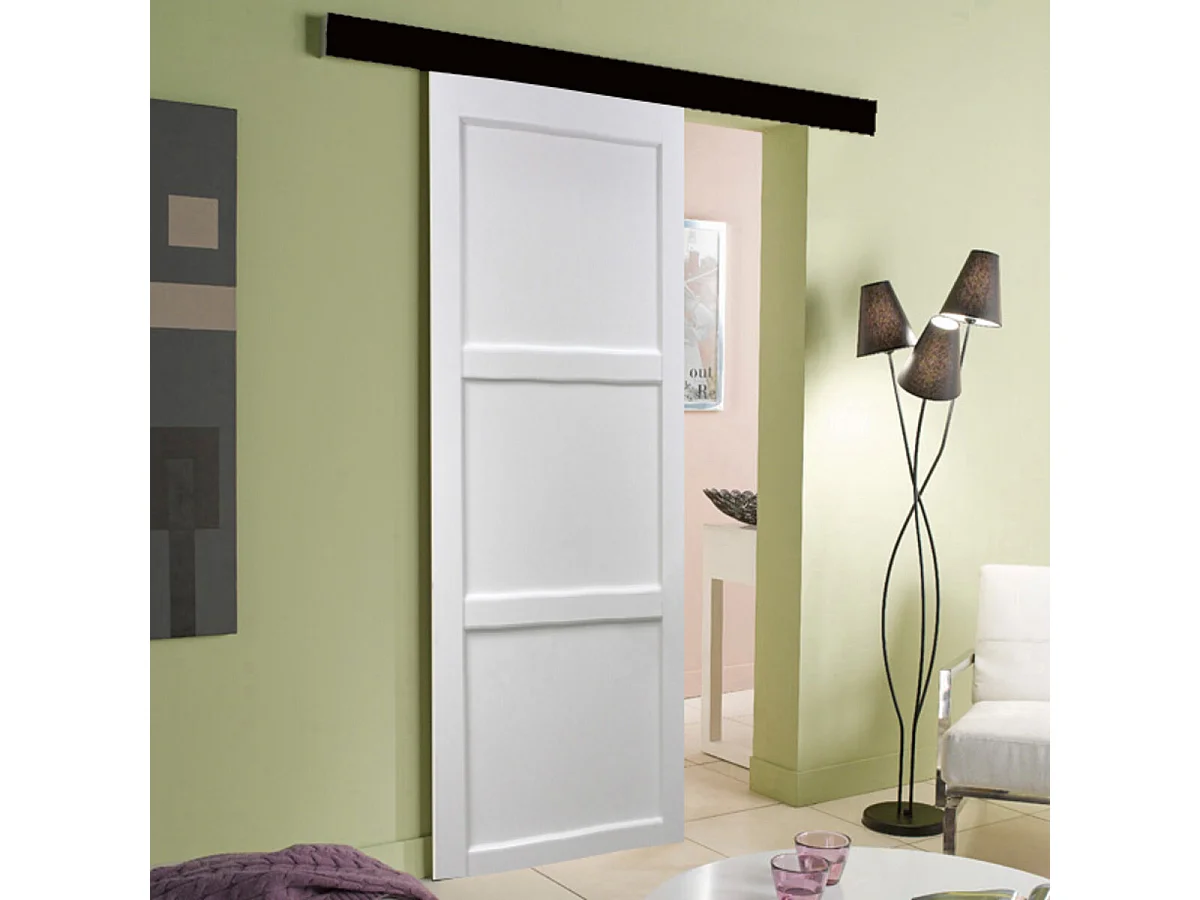 Porte Coulissante Korya Blanc 3 Panneaux H204 X L93 + Rail Alu Bandeau Noir Et Coquilles Gd Menuiseries