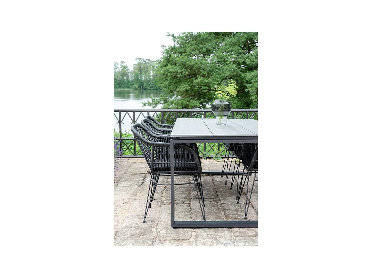 Denver Gartentisch 210 x 100 cm grau, schwarz.