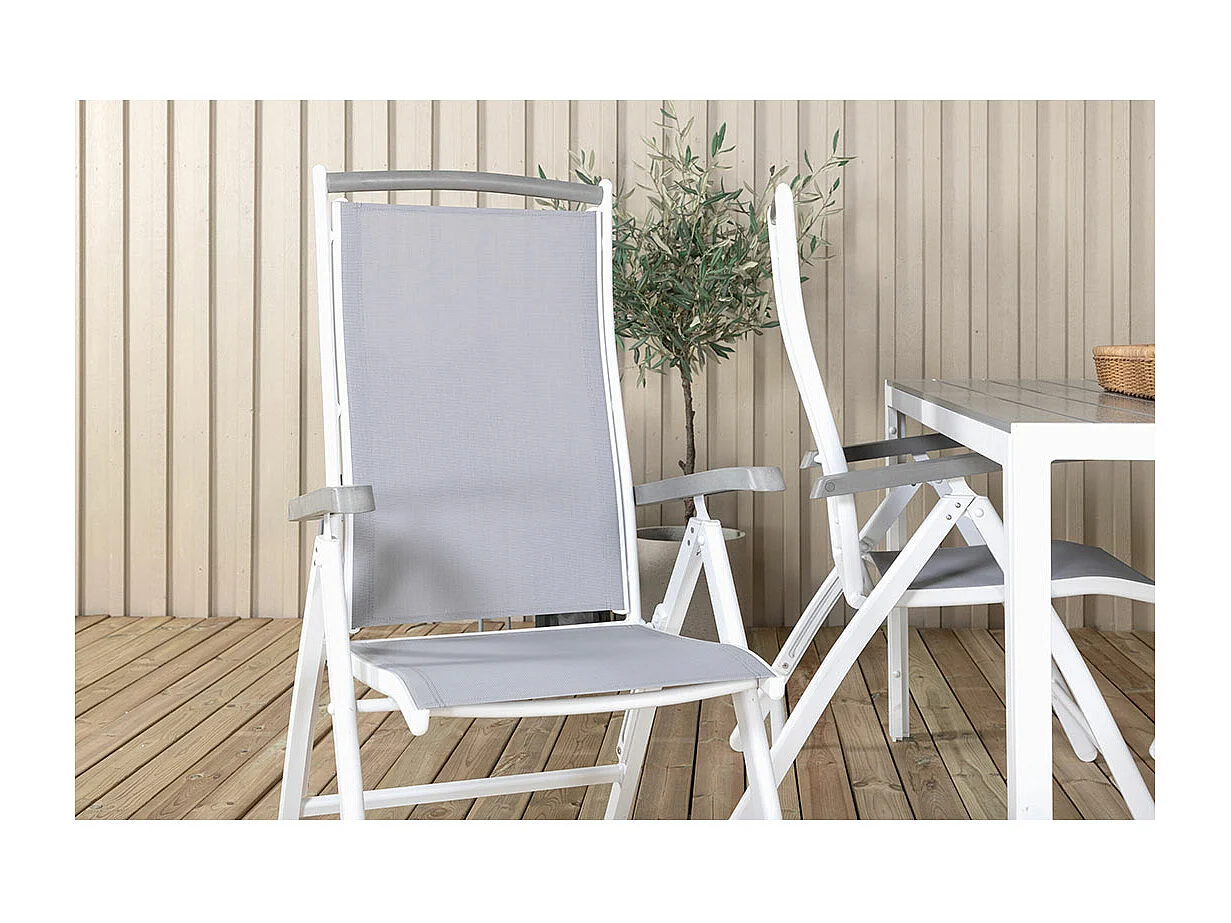 BreakAlbany ensemble de jardin 1 table à manger, 4 chaises grises.