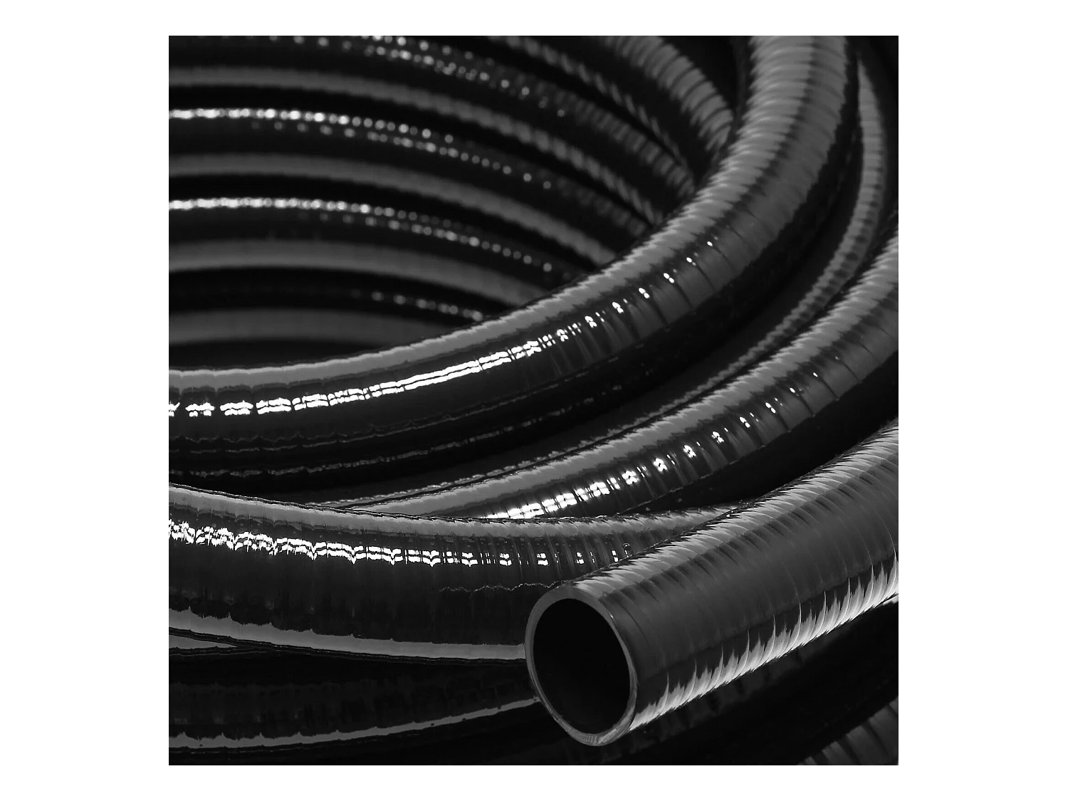 Tuyau bassin 25 m PVC noire 2500 x 0.4 x 0.4 cm 16_0001614