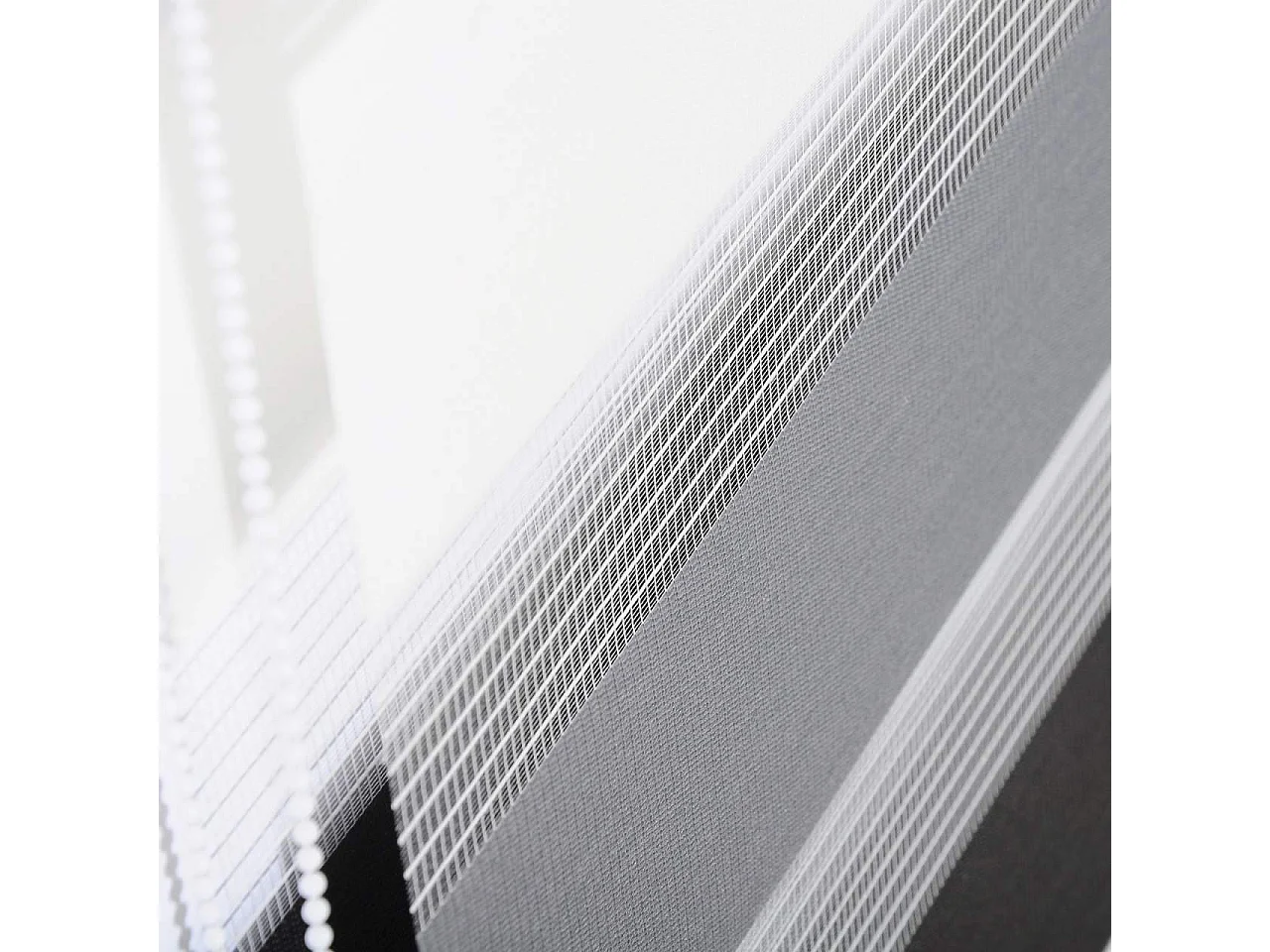 Store enrouleur zebra day blanche 150 x 90 x 150 cm 19_0000859