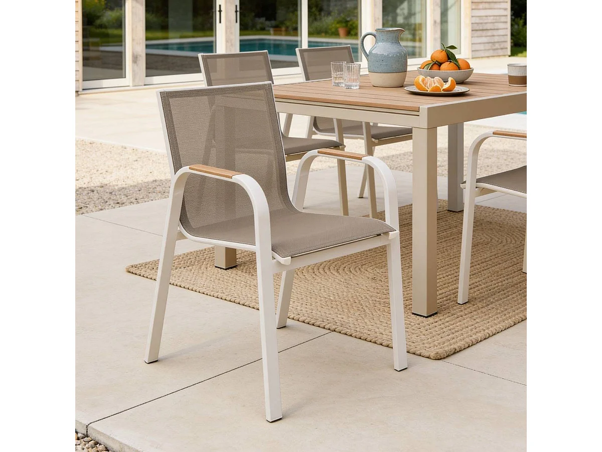 Silla de jardín en color topo de aluminio Ayden (juego de 2) con reposabrazos efecto madera