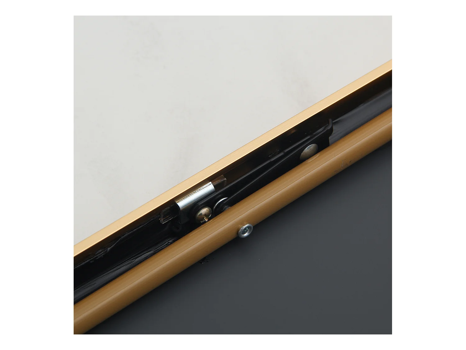 Espejo de maquillaje de vidrio templado, marco de aleación de aluminio, arqueado, 165 x 60 cm, dorado