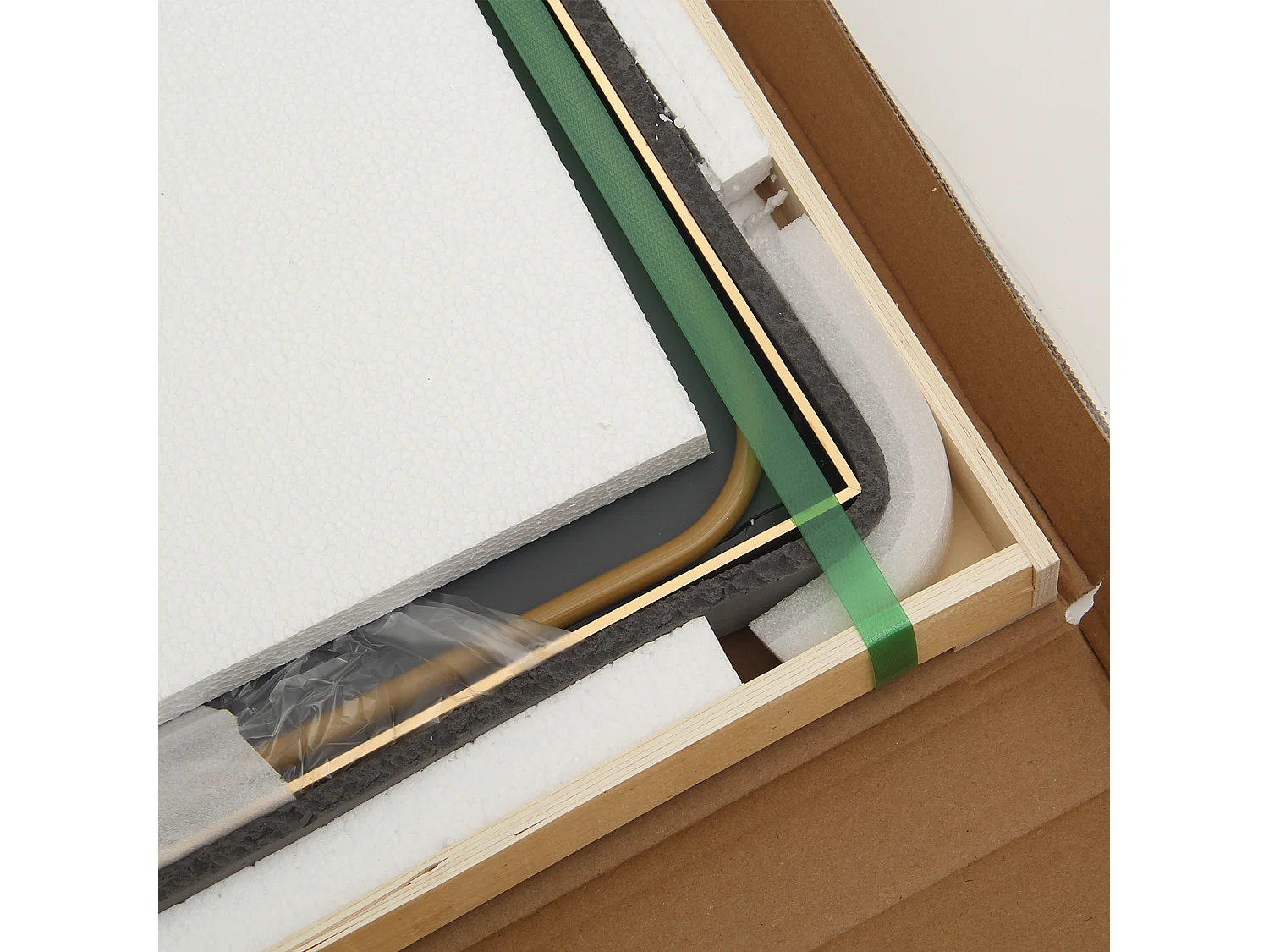 Make-upspiegel van gehard glas, frame van aluminiumlegering, gebogen 165*60cm, goud