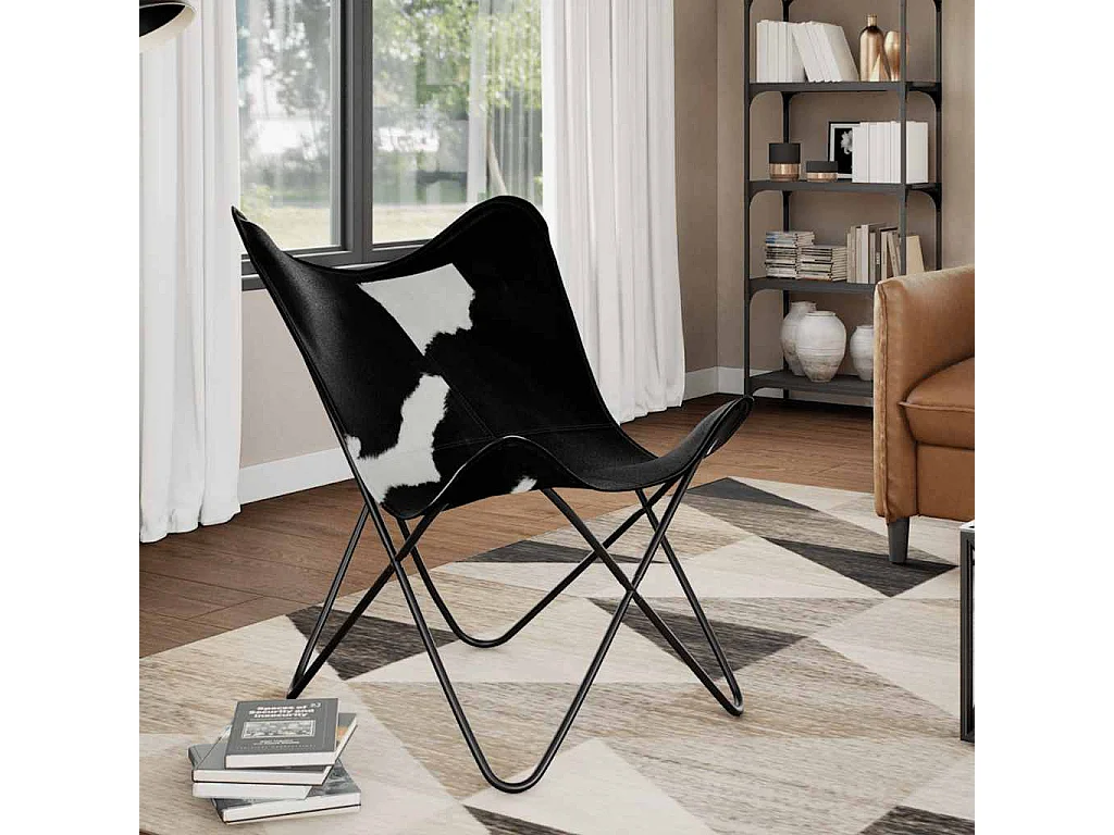 Chaise papillon noir et blanc cuir de vache
