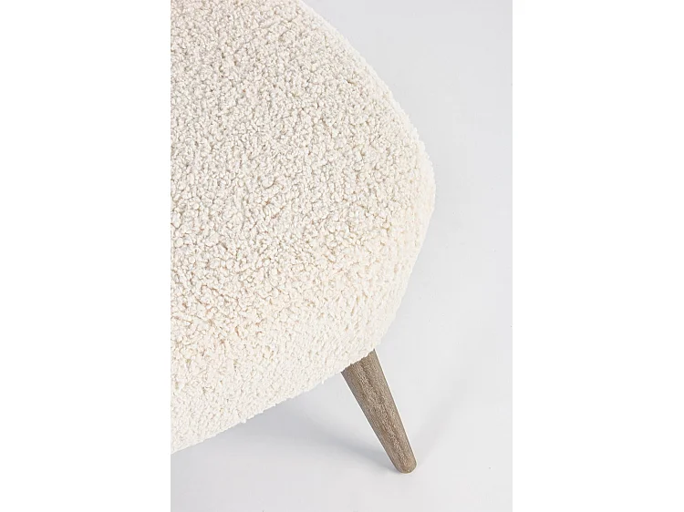 Canapé en tissu blanc effet laine, pieds en bois d'hévéa - CORTINA