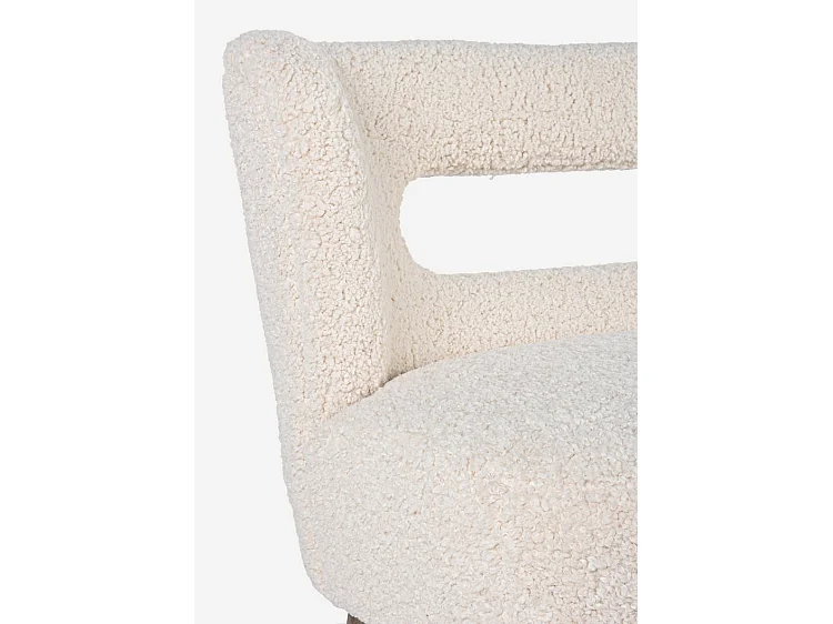 Canapé en tissu blanc effet laine, pieds en bois d'hévéa - CORTINA