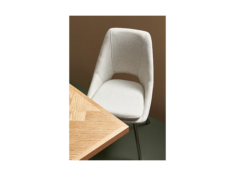 Table en bois naturel et pieds en acier 180 x 90 cm - DUKAT