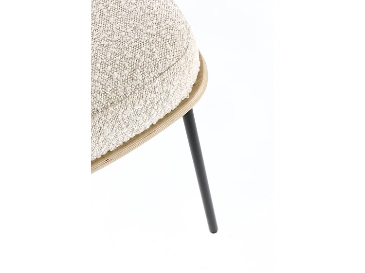 Fauteuil en tissu effet bouclé ivoire avec pieds en acier noir - EMERSON