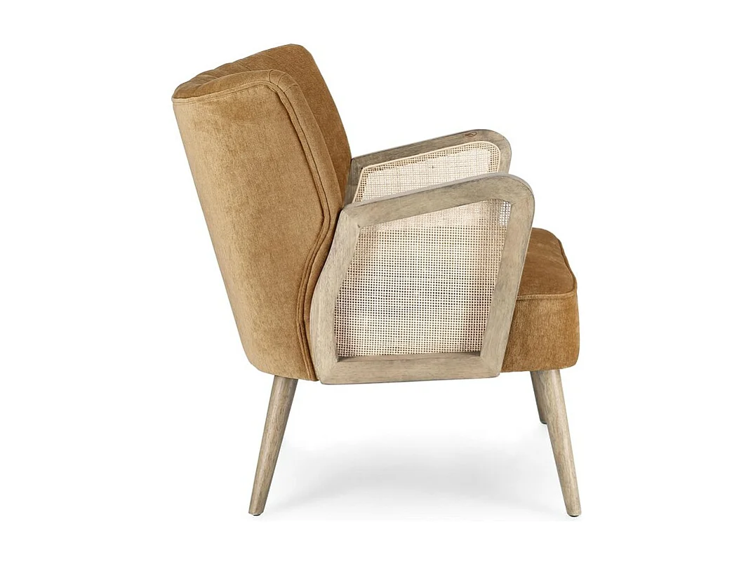 Fauteuil en tissu effet velours moutarde, pieds et accoudoirs en bois - VIRNA
