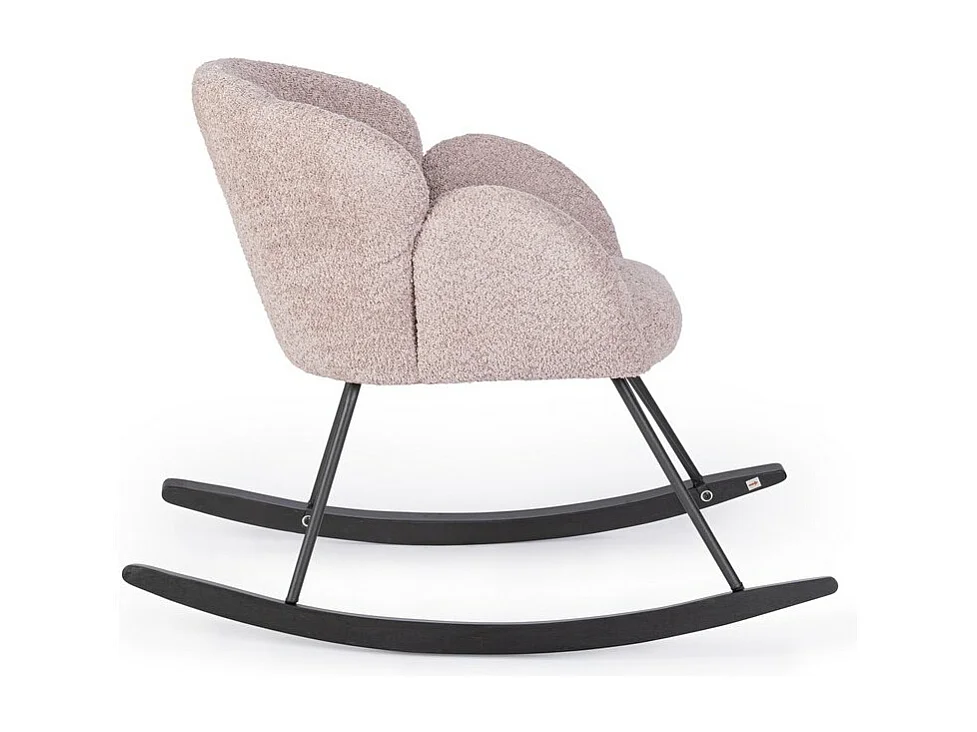 Fauteuil en tissu effet bouclé rose, base en bois d'hévéa - SIBILLA