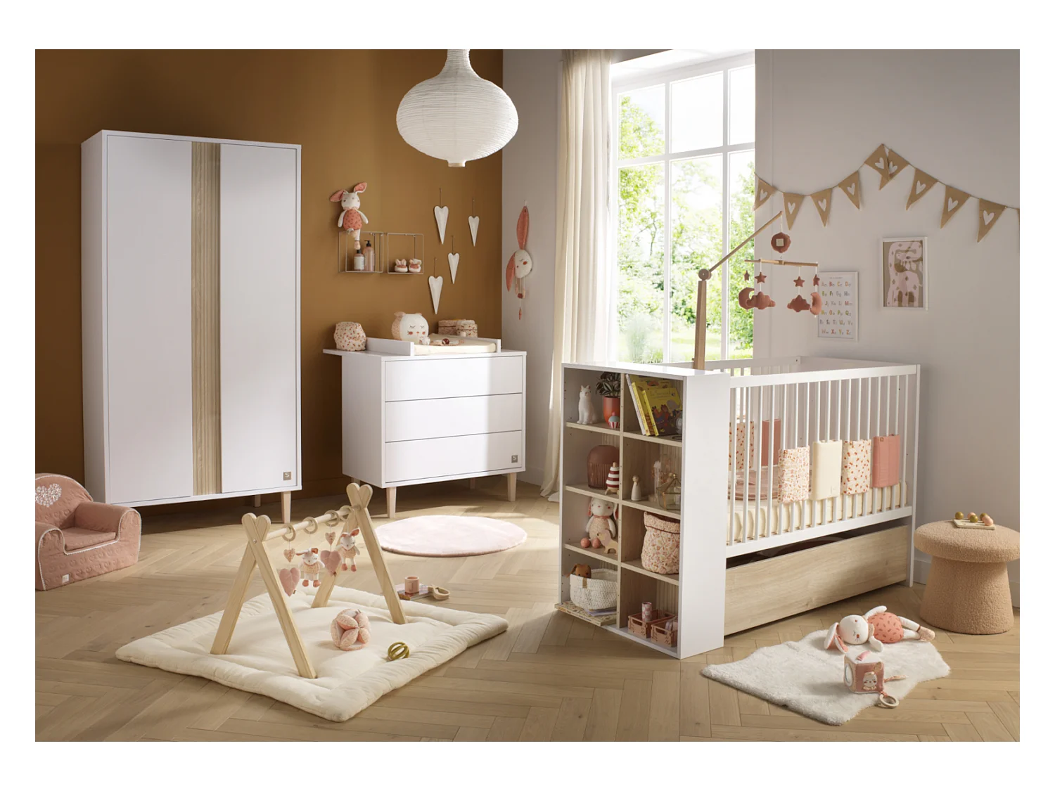 Cassettiera 3 cassetti con gambe in legno